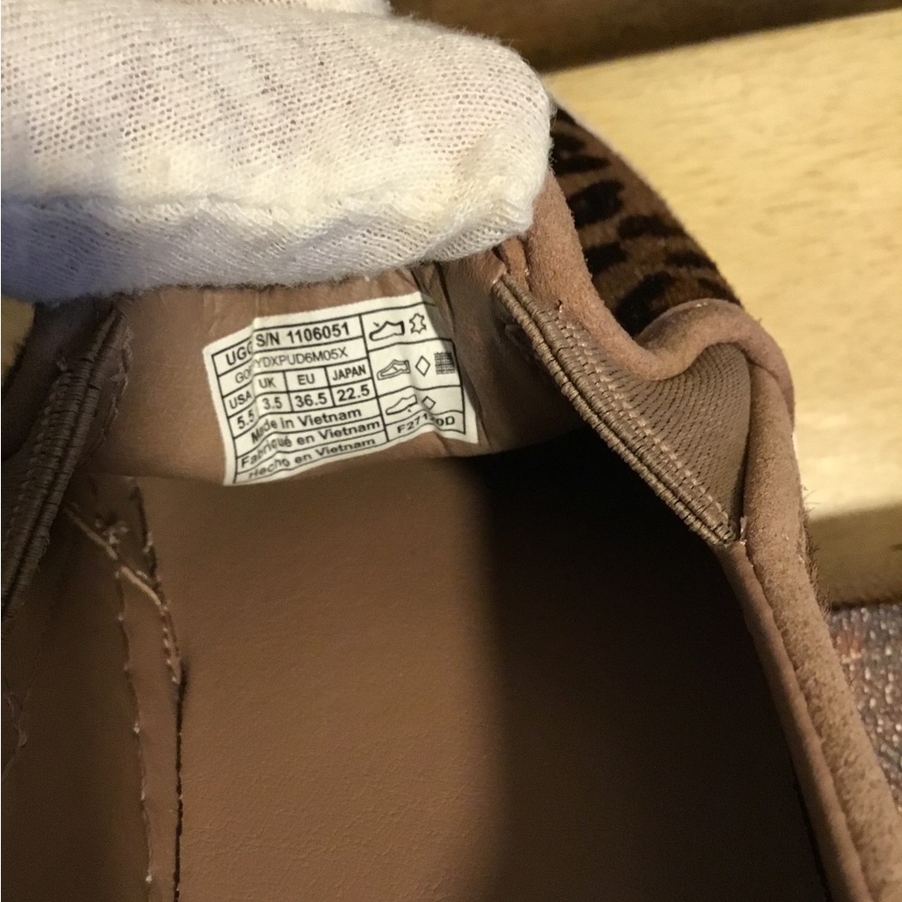 COACH URBAN HIKER ANKLE BOOT - Picture 7 of 9